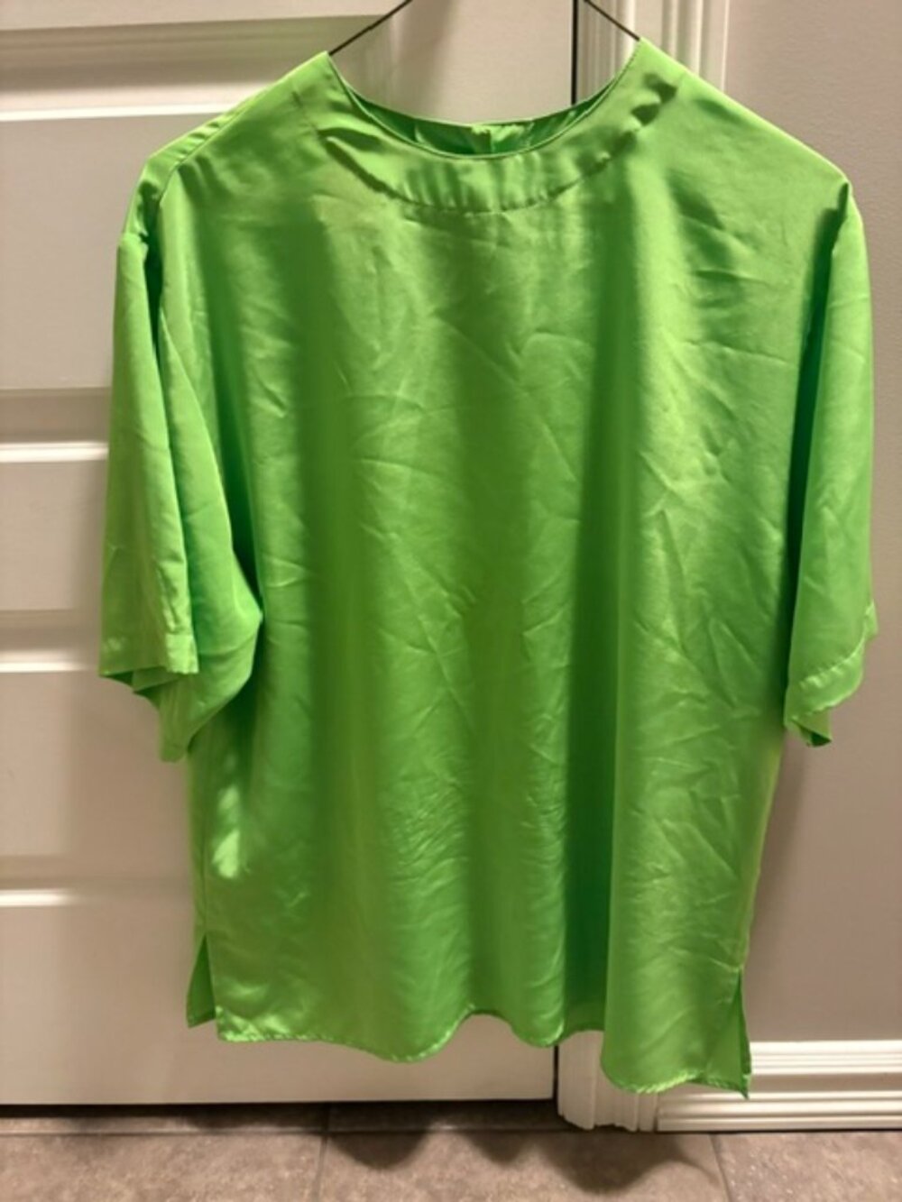 BRIGHT GREEN SHORT SLEEVE BLOUSE